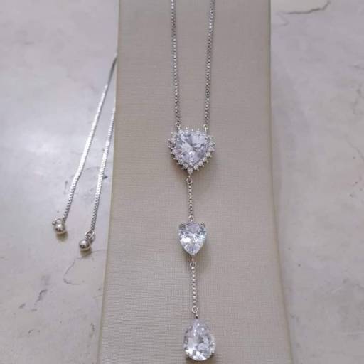 Colar regulável modelo gravata no rodhium branco por Laís Faganello SemiJóias