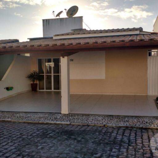 Casa com 3/4,suíte com closet em condomínio no Sim