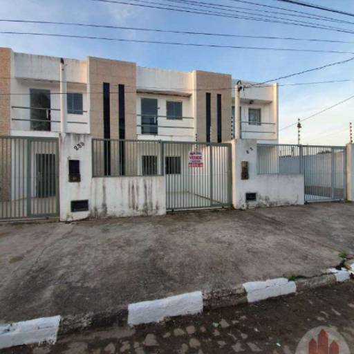 Casa duplex a venda no bairro Conceição, Feira de Santana