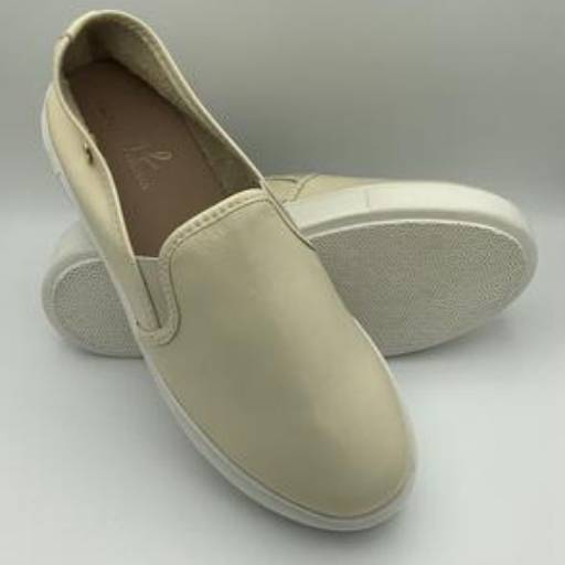 Tênis couro venetto Crema  por Geovana Freitas Calçados