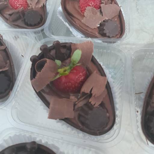 Ovos de Páscoa de Colher em Bauru por Li Doces - Confeitaria Artesanal 