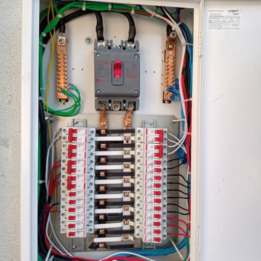 Quadro de Distribuição por Mb Instalações e Manutenção Elétrica 