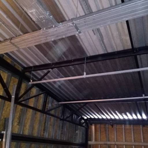 Infraestrutura de Calhas por Mb Instalações e Manutenção Elétrica 