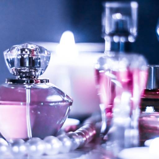 Comprar o produto de Perfumaria em Perfumarias - Cosméticos pela empresa Drogaria Total - Farma Ju em Garça, SP por Solutudo