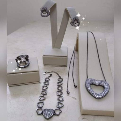 Conjunto de rodhium negro todo cravejado por Laís Faganello SemiJóias
