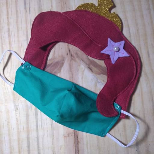 Máscaras infantis com viseira de diversos Personagens por Mon Petit Ateliê