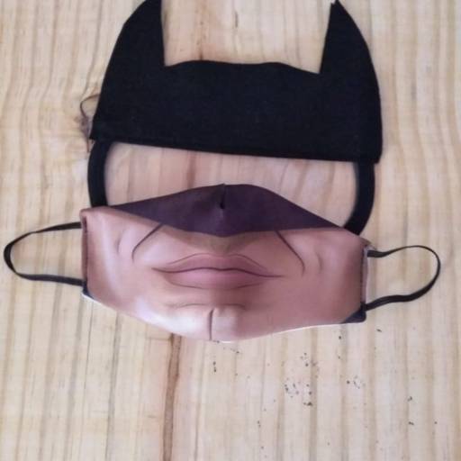 Máscaras infantis com viseira de diversos Personagens por Mon Petit Ateliê