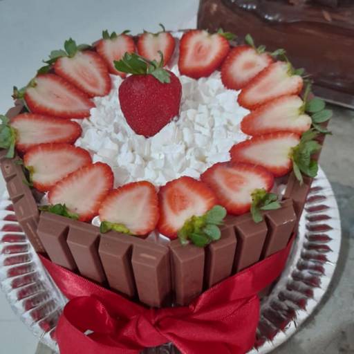 Bolos com Morangos em Bauru por Li Doces - Confeitaria Artesanal 