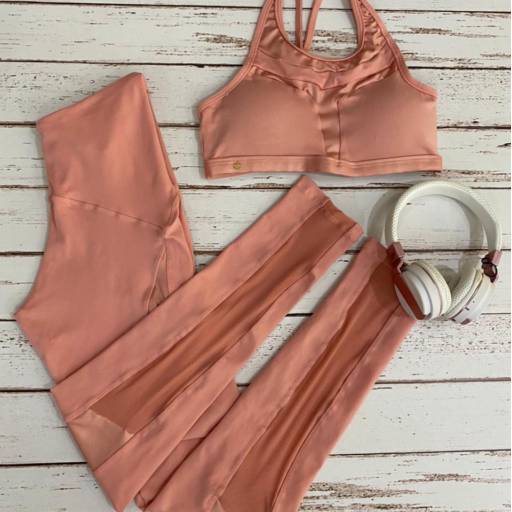 Top com bojo em Suplex - Rosewood por Suzi Carneiro - Perfumaria, Moda, Lingerie e Variedades