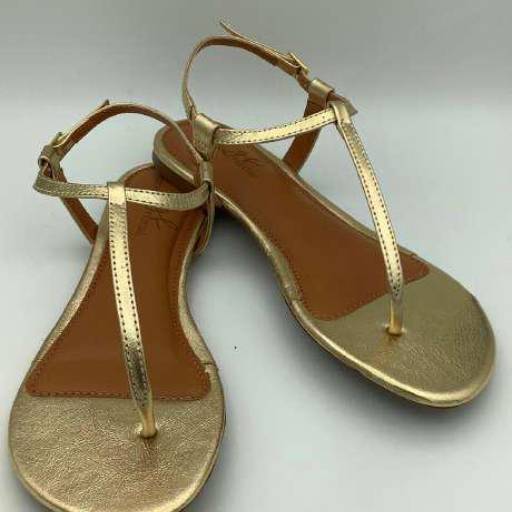 Rasteirinha Cristal Ouro Light por Geovana Freitas Calçados