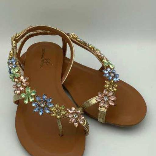 Rasteirinha Metalizado Ouro por Geovana Freitas Calçados