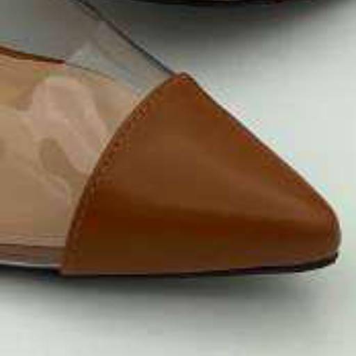 Scarpin Napa Vinil Verde Oliva 7cm por Geovana Freitas Calçados