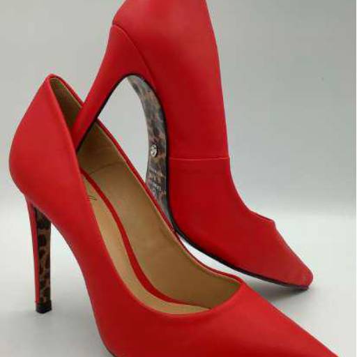 Scarpin Napa Ferrai Solado Onça 11cm por Geovana Freitas Calçados