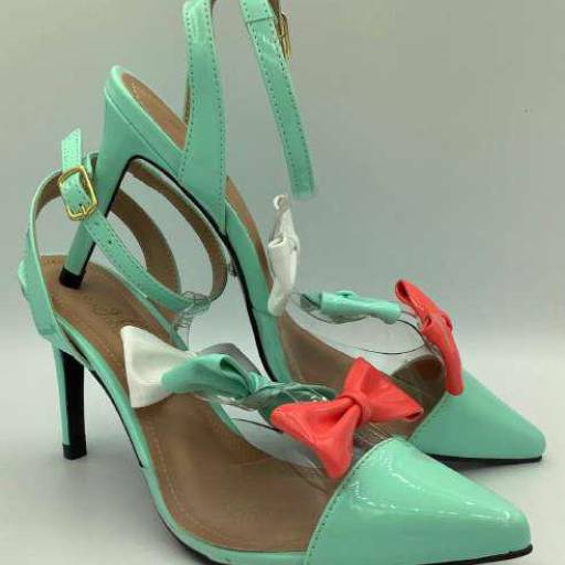 Scarpin Vinil com Laço Flamingo/ Menta 7cm por Geovana Freitas Calçados