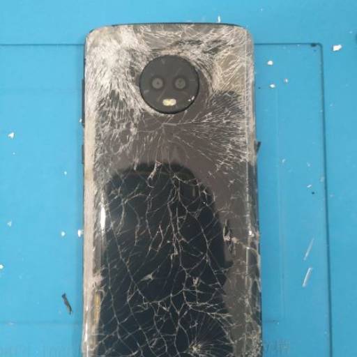 Troca de frontal e tampa de bateria G6 por Senhor Smart - Itanhaém