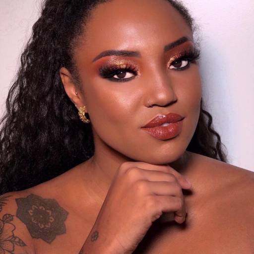 Make Perfeita por Bia Maion Makeup                 