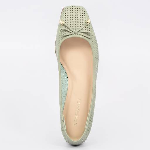 Sapatilhas em Couro Vazado em Bauru, SP por Constance Calçados