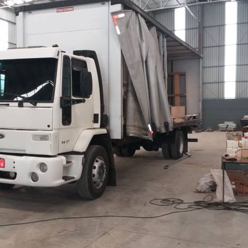 Comprar o produto de Entregas com Caminhão Sider em Transportadoras pela empresa Work Express em Araucária, PR por Solutudo