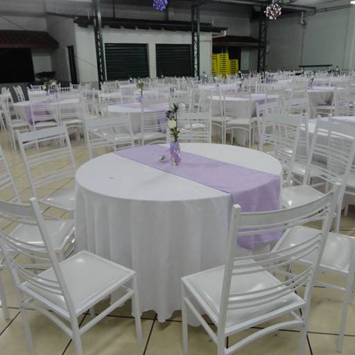 Aluguel de Mesa e Cadeira