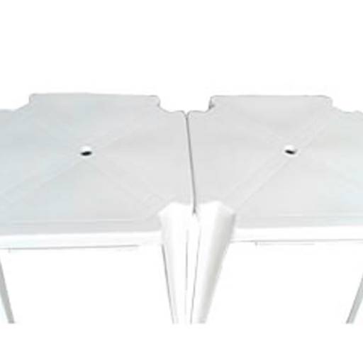 Aluguel de Mesas, móveis e vidros por Kyrios Decoracao E Buffet