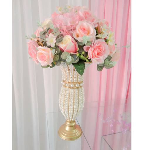 Aluguel de Acessórios de decoração por Kyrios Decoracao E Buffet