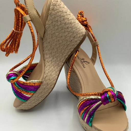 Comprar o produto de Anabela Tulum Color  em Anabela pela empresa Geovana Freitas Calçados em Bauru, SP por Solutudo