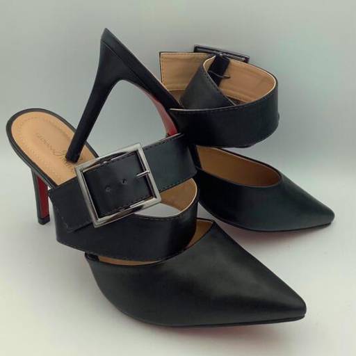 Scarpin Napa Preto 9cm por Geovana Freitas Calçados