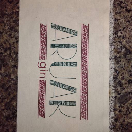 Estampa em camisetas por Dom Estamparia