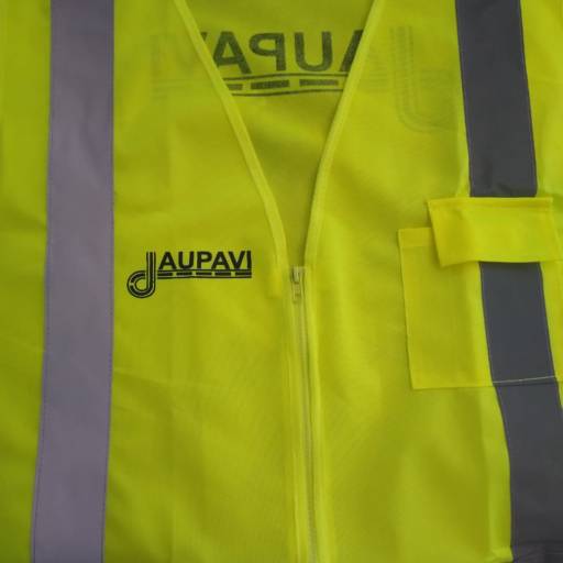 Estampa em camisetas por Dom Estamparia