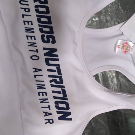 Estampa em camisetas por Dom Estamparia