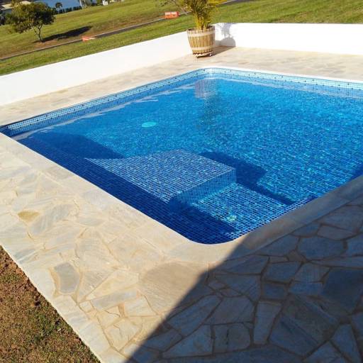 Construção de Piscina por Joel Construção