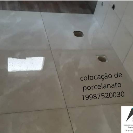 Colocação de porcelanato por Pedro Reformas e Construções