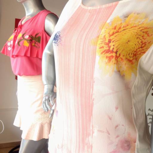 Blusa Branca com Estampa Floral por Divina Plus Size - Outlet 