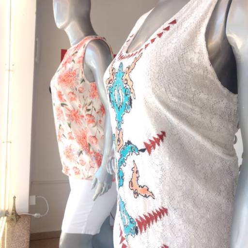 Vestido Branco estilo Indiano por Divina Plus Size - Outlet 