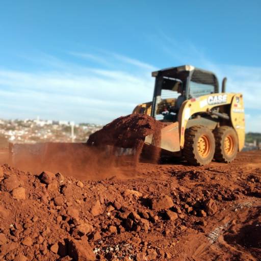 Mini Pá Carregadeira