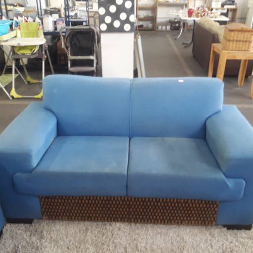Comprar o produto de Sofa azul  ( sofá 2 e 3 lugares) em Jogos de Sofá pela empresa Cidade Vicentina Frederico Ozanam em Jundiaí, SP por Solutudo