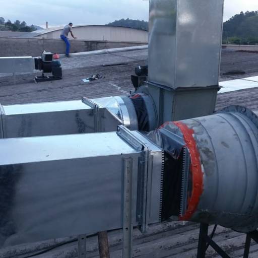 Limpeza interna de Dutos  por Nova Fortaleza Serviços 