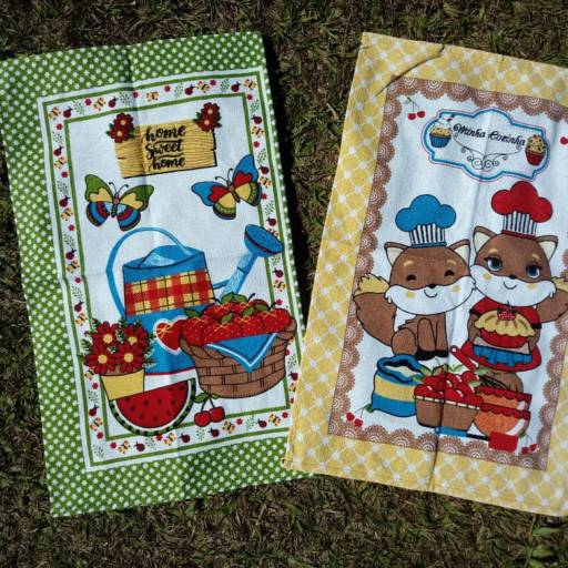 Panos de prato atoalhados em Bauru  por Prendices Ateliê