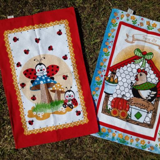 Panos de prato atoalhados em Bauru  por Prendices Ateliê