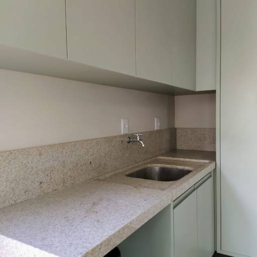 Bancada para Lavanderias por Mina's Pedras