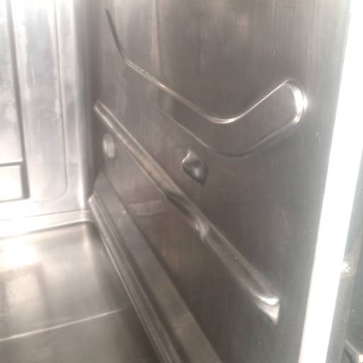 Limpeza química em lava-louças