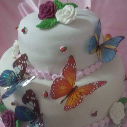 Bolos Temáticos  por Liriu's Bombom