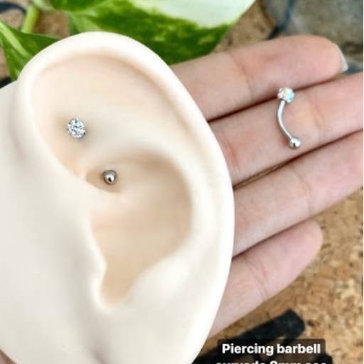 Aplicação de Piercing  em Foz do Iguaçu, PR por Dermokob - Tudo para Micropigmentação