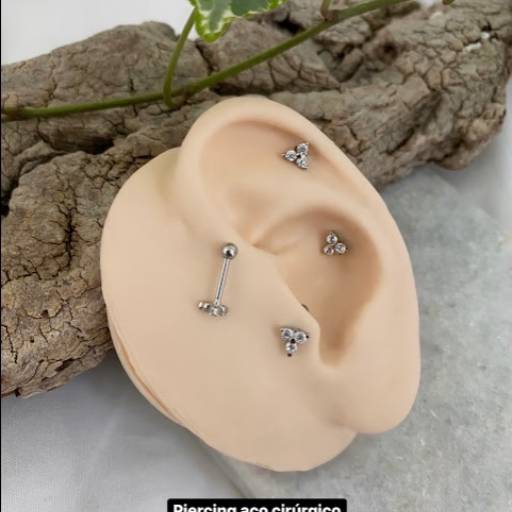 Aplicação de Piercing  em Foz do Iguaçu, PR por Dermokob - Tudo para Micropigmentação