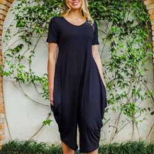 Macacão Saruel na cor preta em Bauru por Meninas Modas e Acessórios 