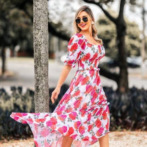 Vestido floral em Tuli com Elastex em Bauru por Meninas Modas e Acessórios 