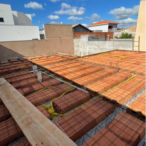Construção de Casas em Botucatu, SP por MVB Engenharia e Construções