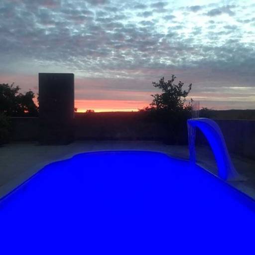 Piscinas com Led por Splash by iGUi Piscinas Botucatu