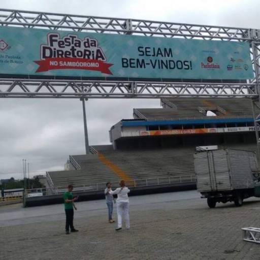 Locação de Box truss