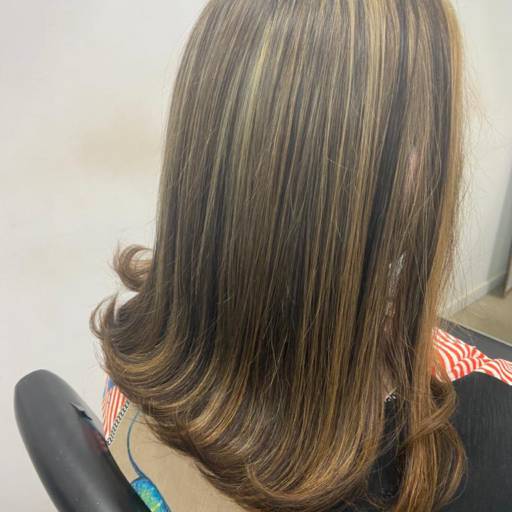 Hidratação para todos os tipos de cabelos por Cinderela Estetica E Cosmeticos